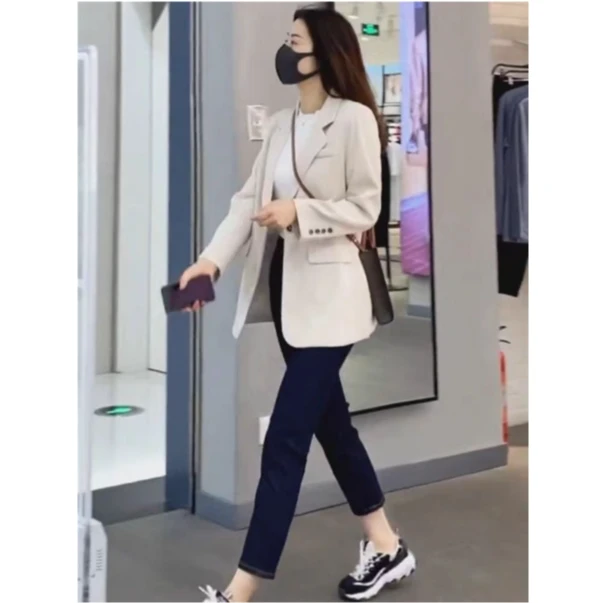 西装显瘦西服百搭宽松秋季网红韩版上衣