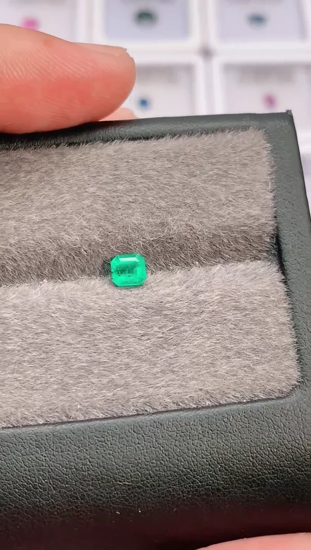 裸石祖母绿0.51-2250天然哥伦比亚祖母绿