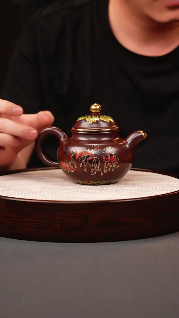 茶壶紫砂石红珐琅彩八骏掇球