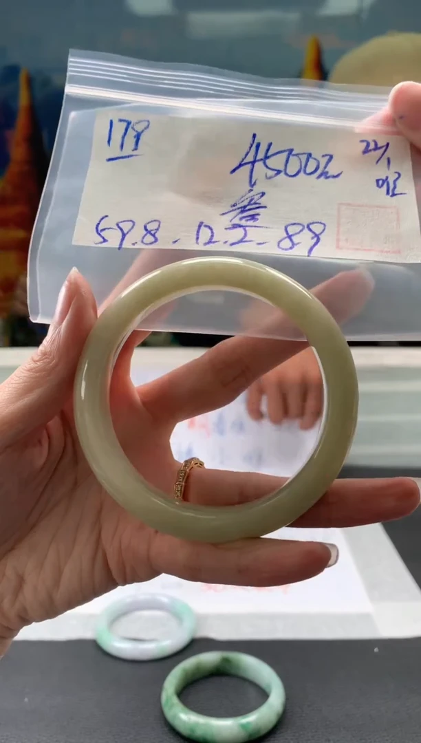 【闪购商品】翡翠手镯未镶嵌翡翠手镯 下单联系小耳机#179