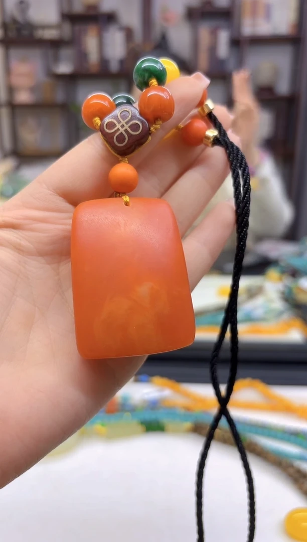 【闪购商品】蜜蜡毛衣链未镶嵌M141