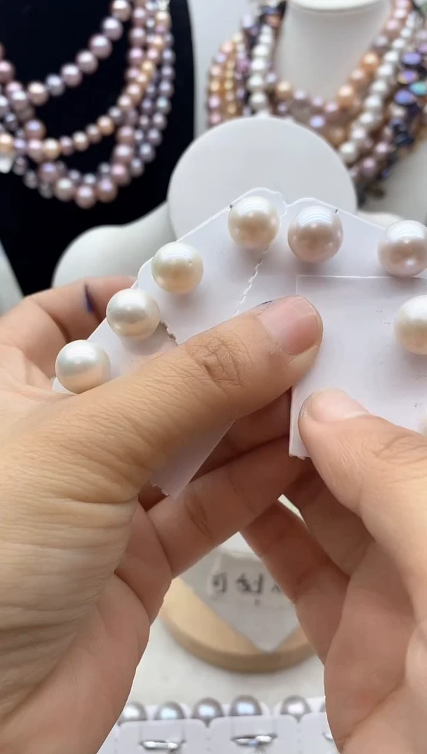 【闪购商品】淡水珍珠颈饰钛钢27