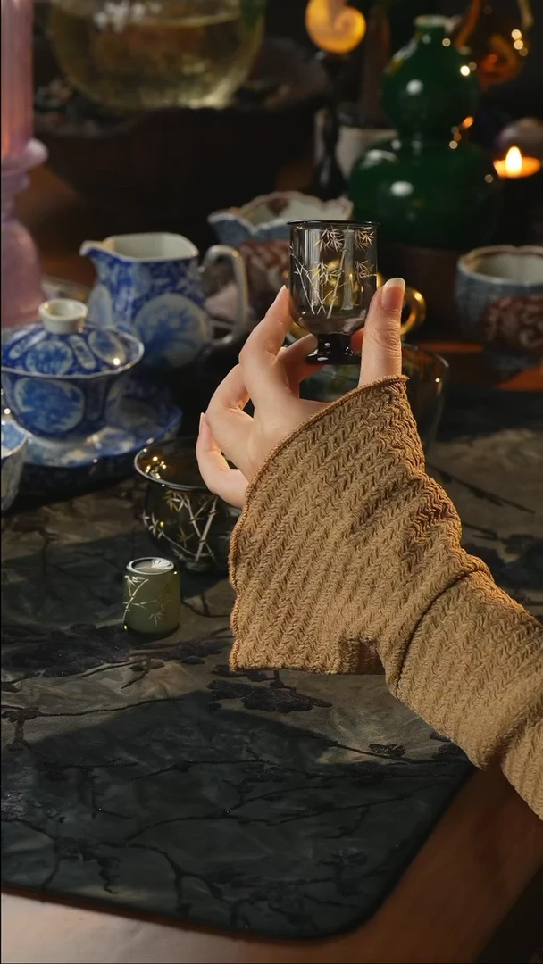瓷片物肆