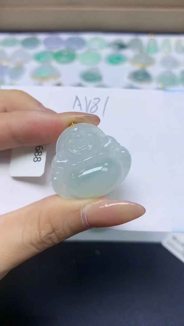 颈饰18K金镶嵌翡翠天然缅甸A货翡翠百元以上9元证书费自理