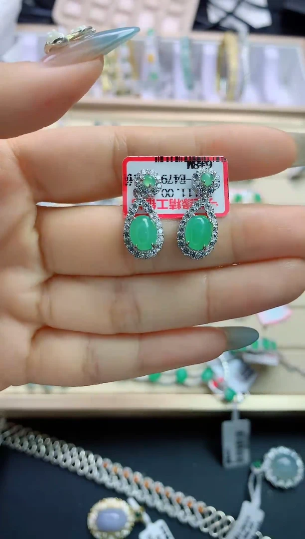 翡翠戒指银S925镶嵌翡翠 饰品 银S925镶嵌