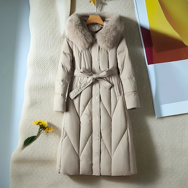 【贝轻奢风】冬狐狸毛领连帽保暖白鸭绒过膝羽绒服外套女028