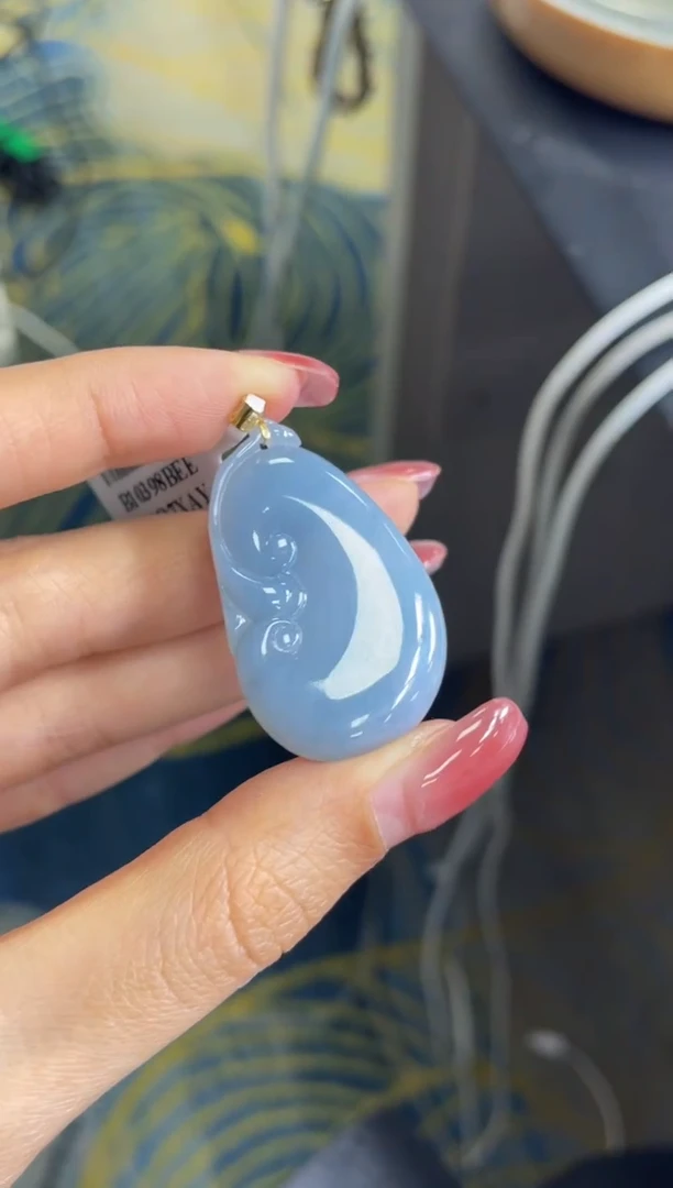 18K金镶嵌定制翡翠DDJ36301