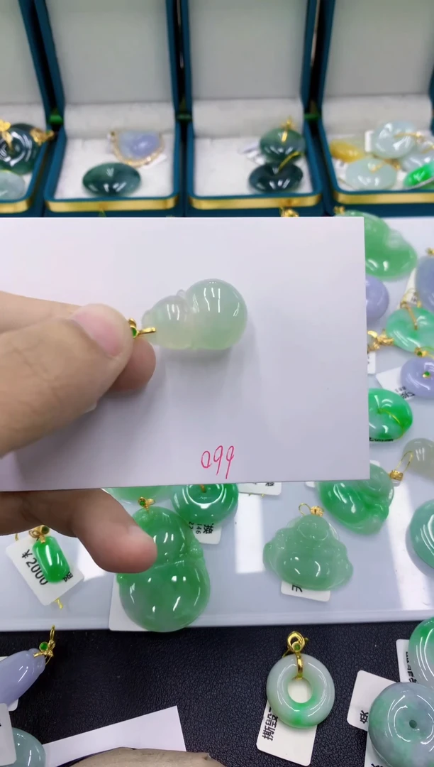 颈饰未镶嵌翡翠11111111111