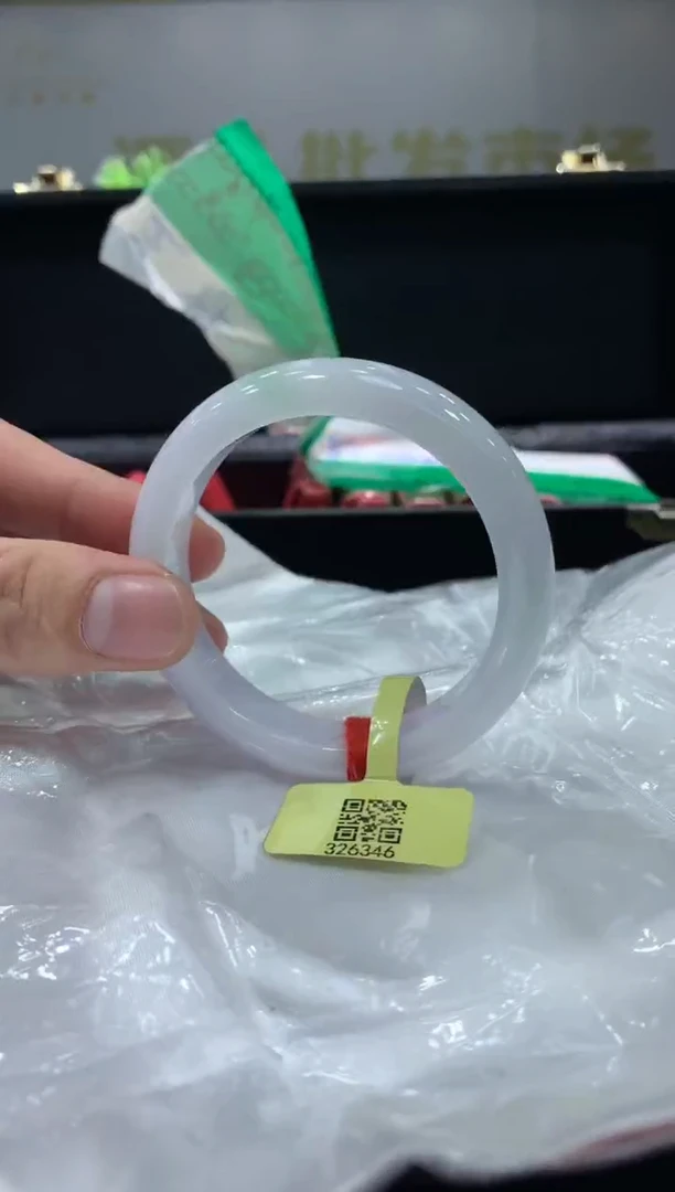 未镶嵌手镯翡翠翡翠手镯