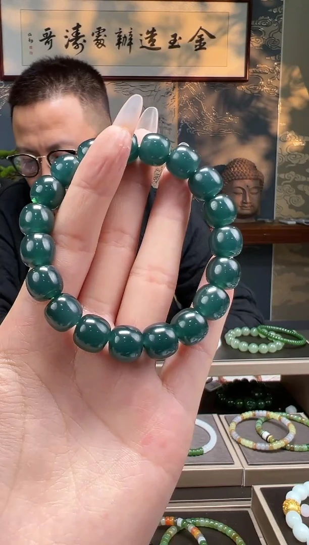 【闪购商品】翡翠手串未镶嵌12mm蓝水