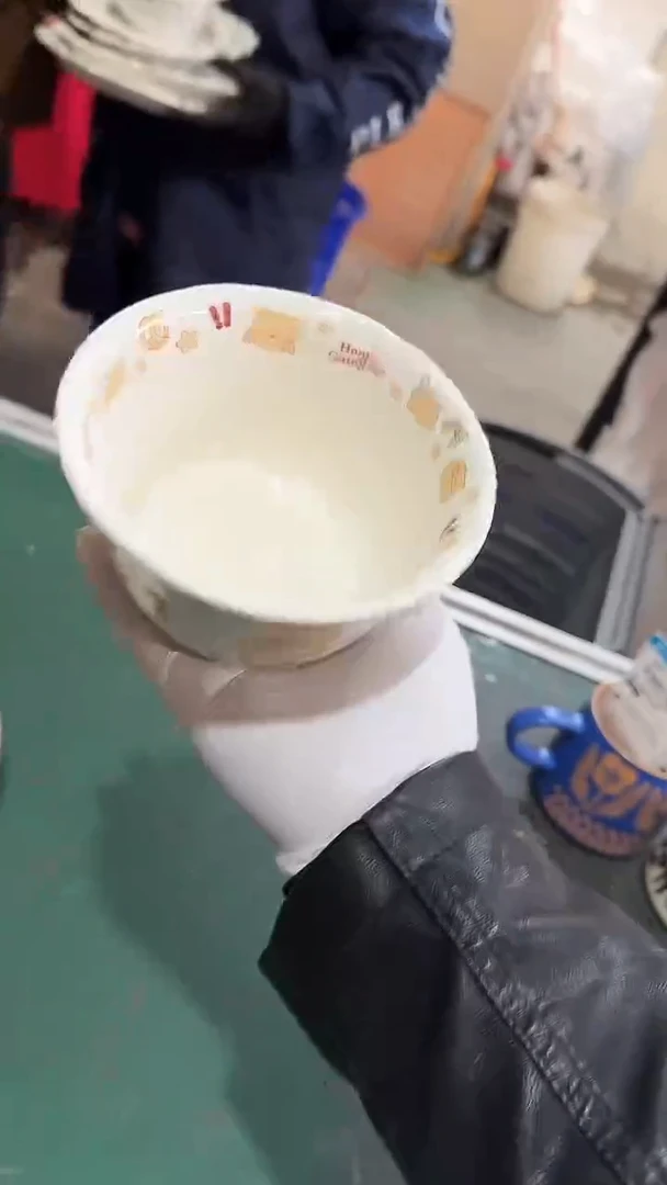 陶瓷小熊米饭碗 微瑕凑满20元包邮