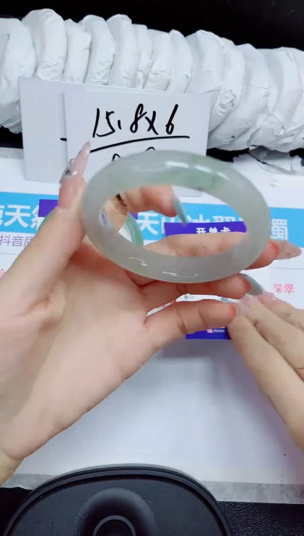 石英质玉手镯未镶嵌473