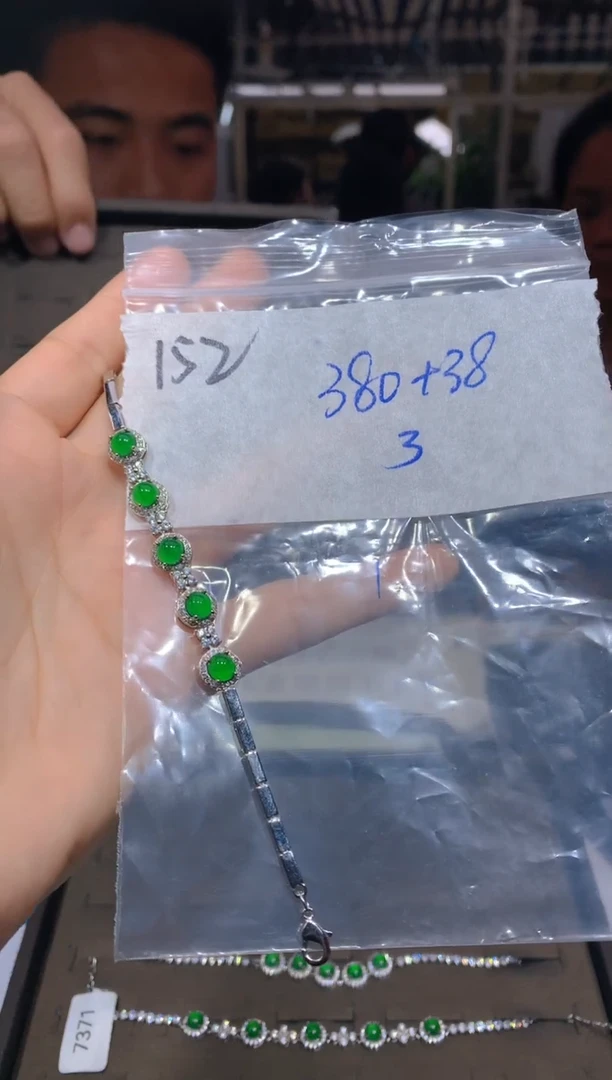 【闪购商品】定制翡翠未镶嵌152手链多样性拍一发一毛货定制抛光