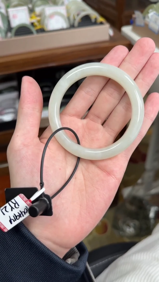 未镶嵌手镯和田玉57