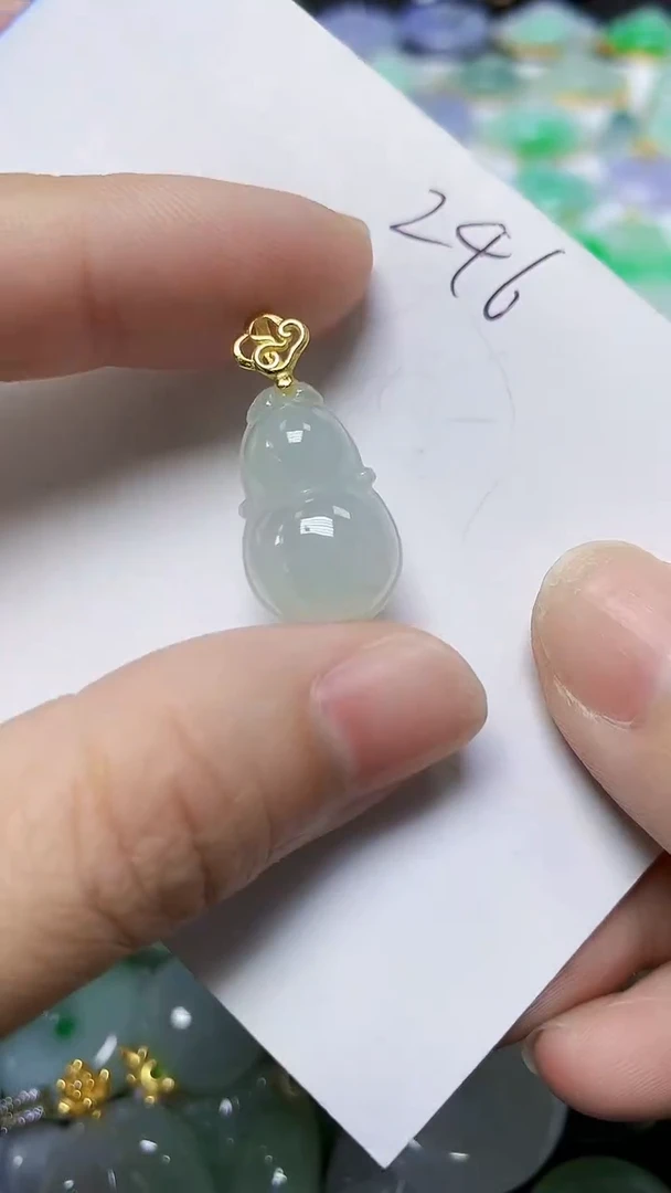 翡翠未镶嵌颈饰天然自然緬甸A貨翡翠