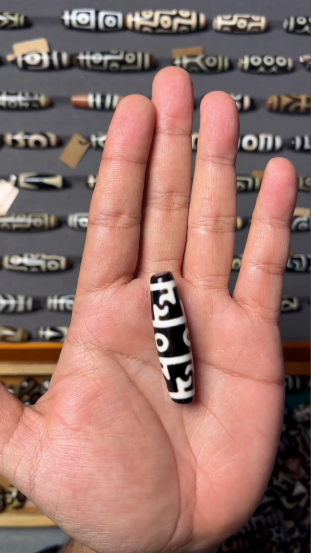 【闪购商品】玛瑙/玉髓珠宝半成品未镶嵌行运莲师3眼