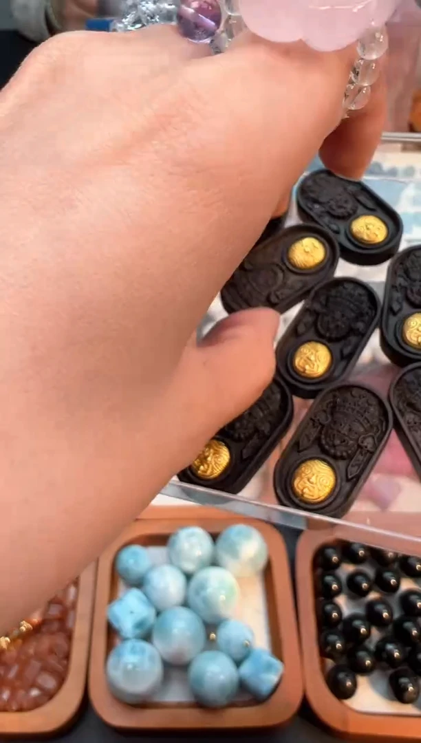 非金属无30a多样性发其一/12.6/一单一颗