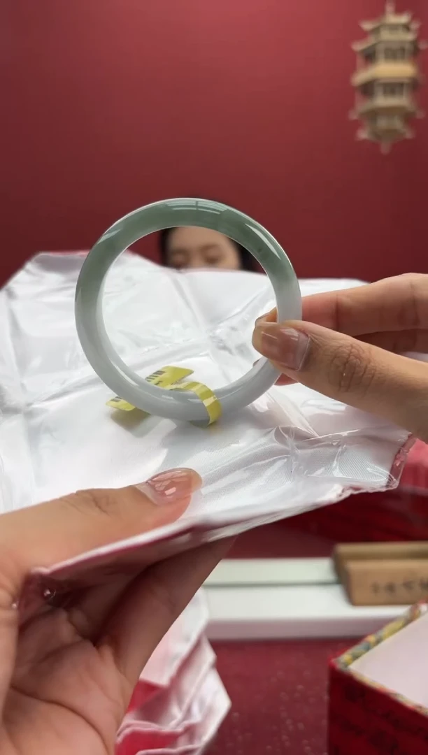 翡翠手镯未镶嵌14手镯