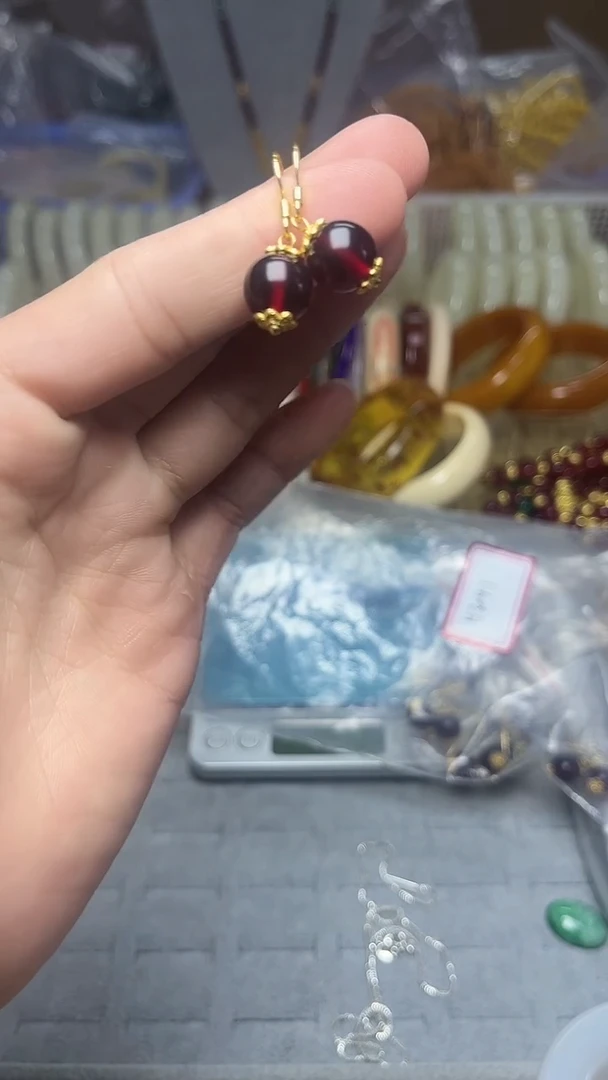 【闪购商品】琥珀手链未镶嵌耳钩