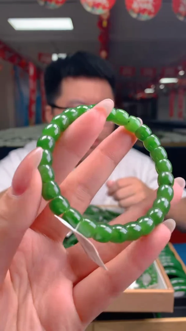 定制和田玉天然和田玉（拍一发一)