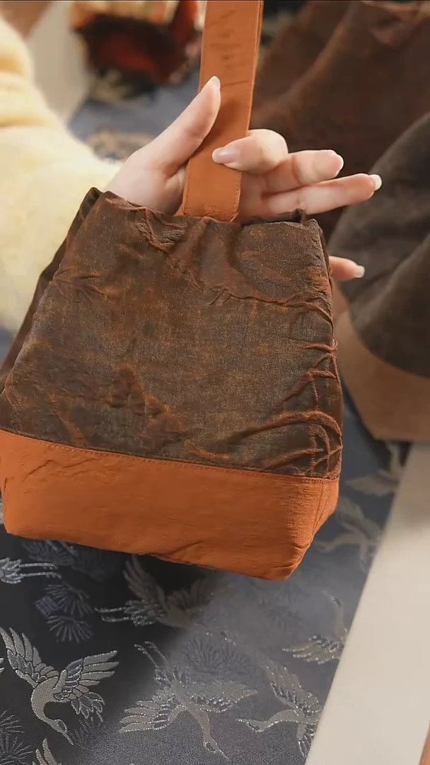 【闪购商品】壶袋·········