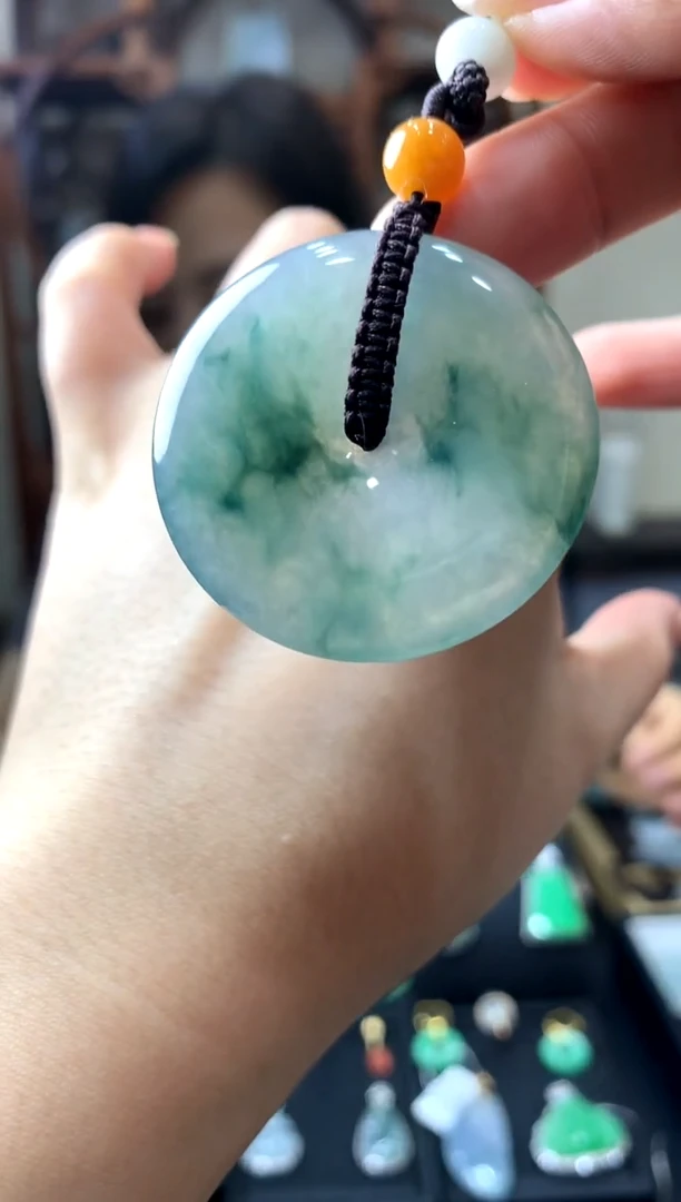 翡翠未镶嵌吊坠(不含链)挂件