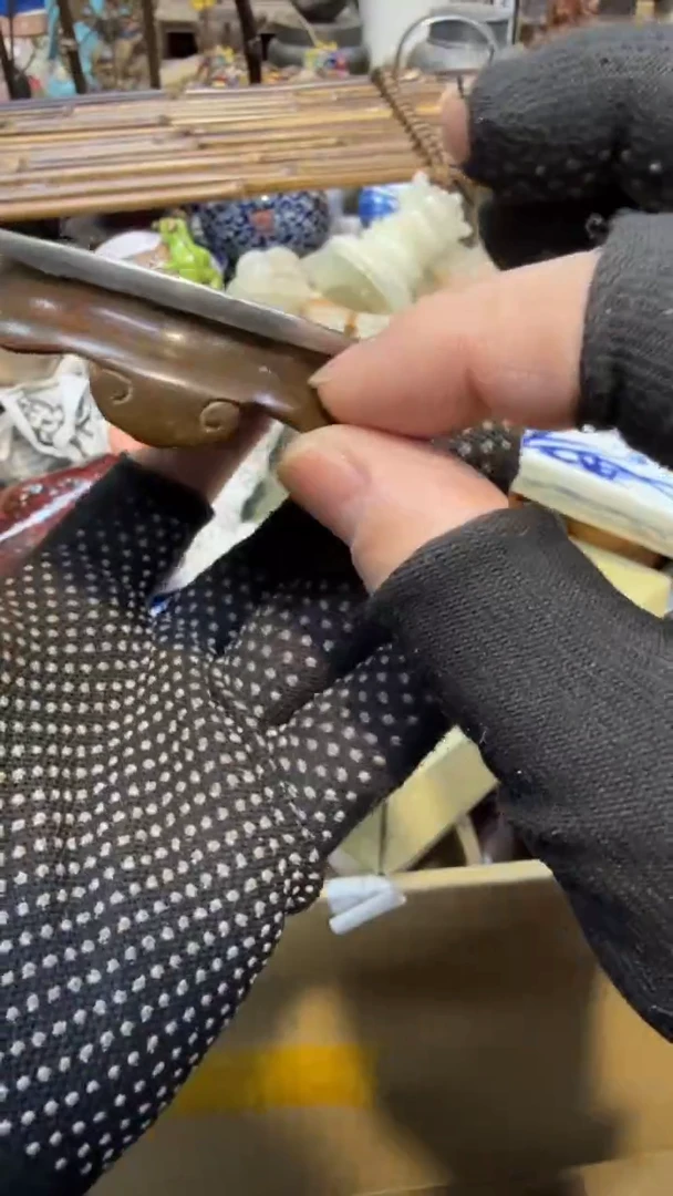 金属中古艺术工艺美术品