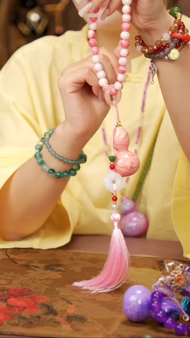 134天琦閤漆艺小葫芦挂件68