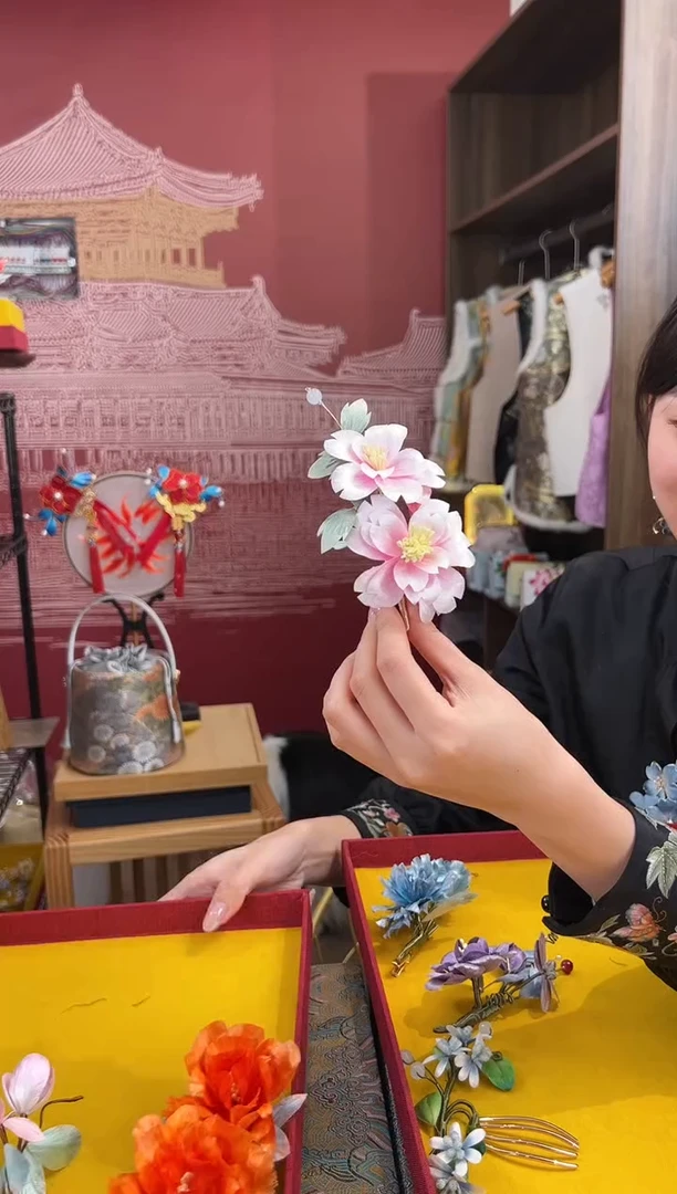 【闪购商品】刺绣非遗绒花（发饰）