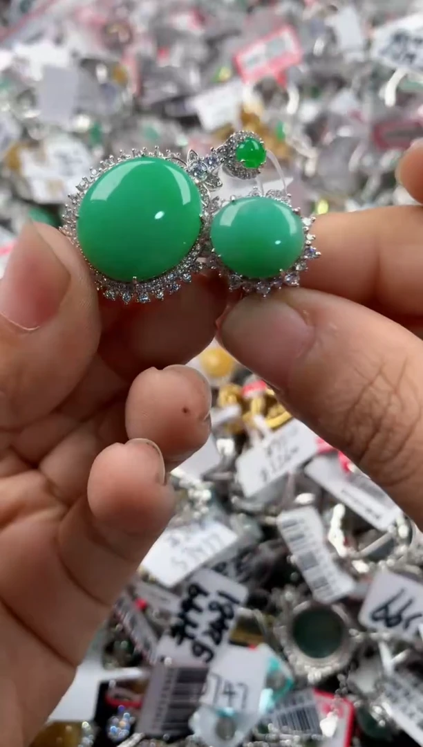 银S925镶嵌戒指翡翠222           10