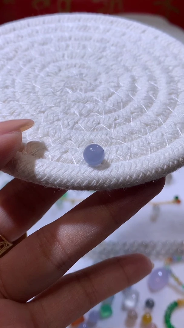 未镶嵌定制翡翠6.7卡珠子