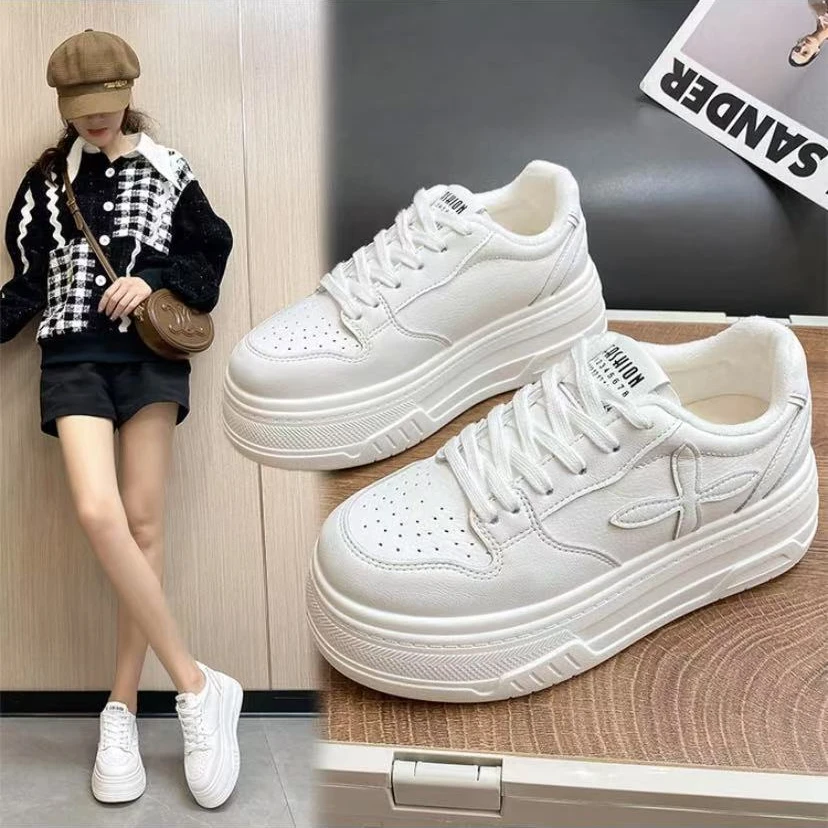 现货速发【四叶草】运动小白鞋百搭经典超轻舒适夏季厚底时尚