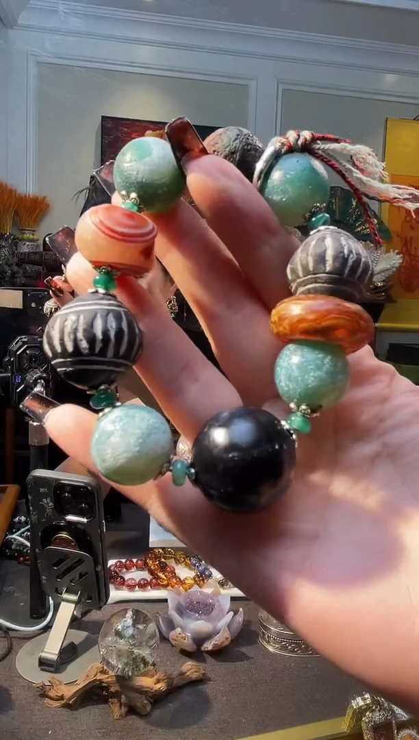 木质类雪域绿糖球多宝手串