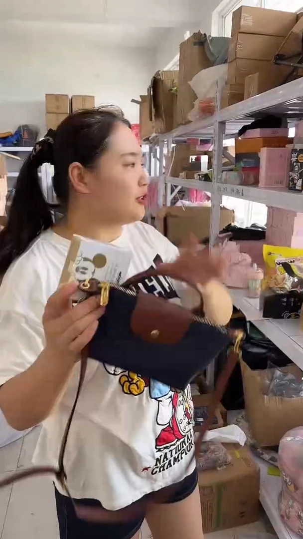 塑料琪老板女包二号店超好看发图片款驱蚊手环