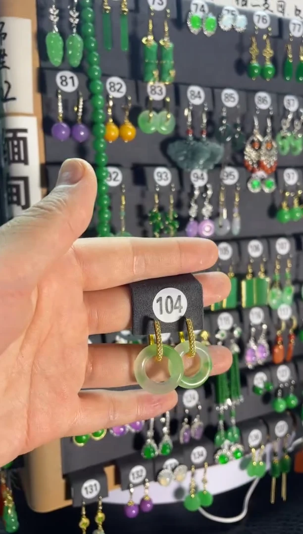 【闪购商品】翡翠颈饰银S925镶嵌104.....