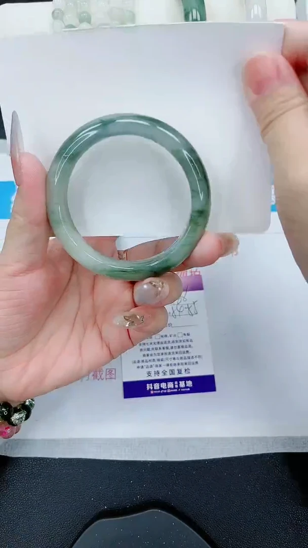 【闪购商品】石英质玉手镯未镶嵌166号/54-55圈