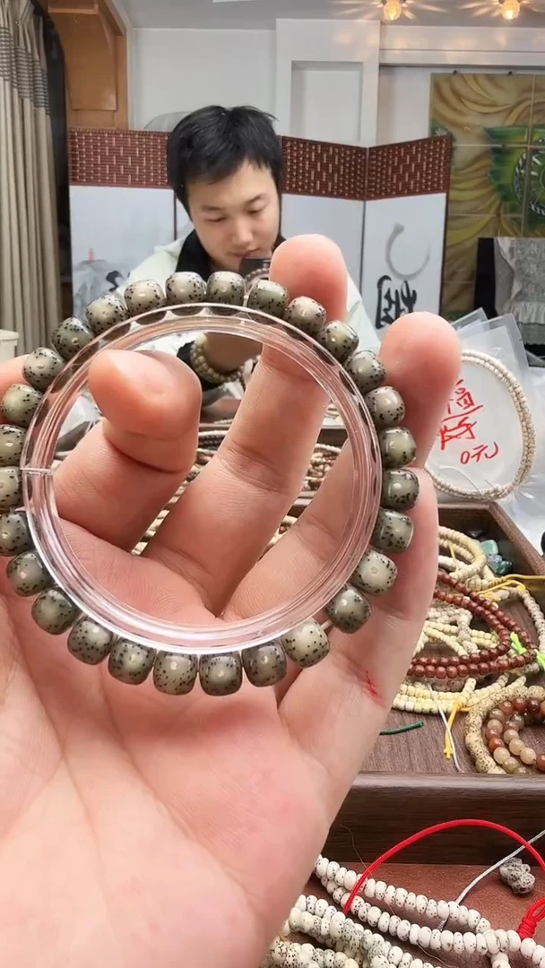 手串星月菩提喑卡8绿冰手串
