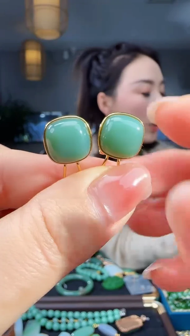 银S925镶嵌和田玉耳饰1