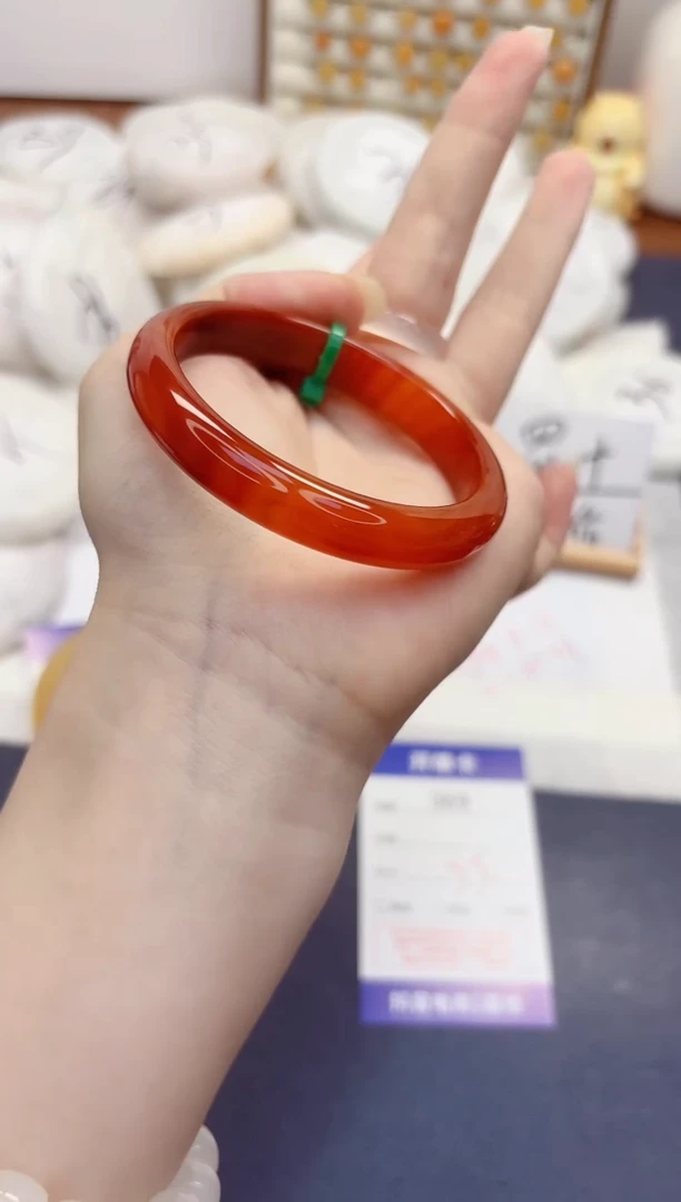 石英质玉手镯未镶嵌369-玛瑙-圈口55