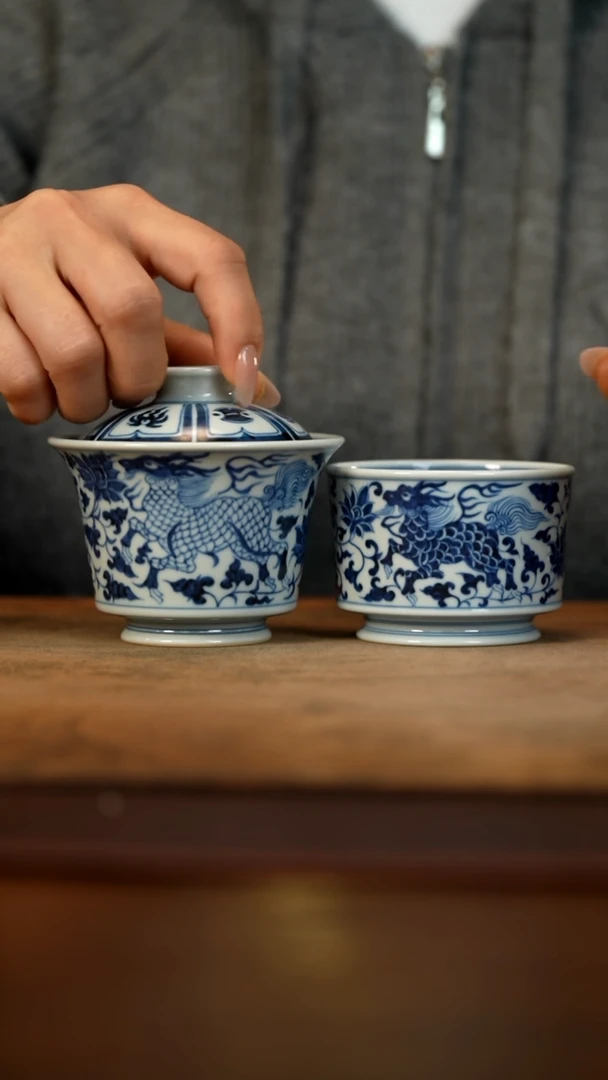 【闪购商品】青花缠枝麒麟盖碗+杯+公道