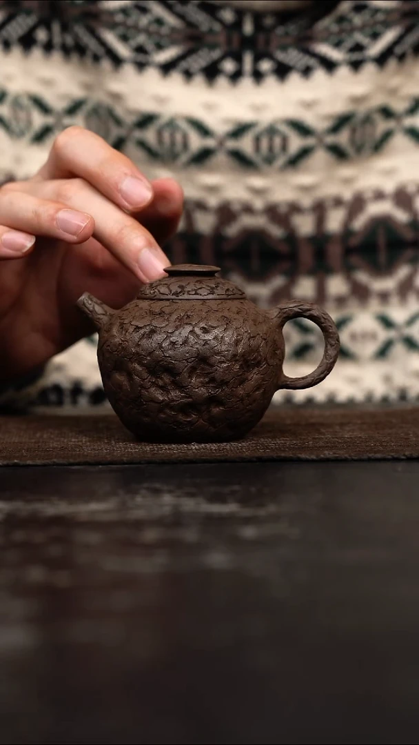 茶壶紫砂原矿手工壶140CC