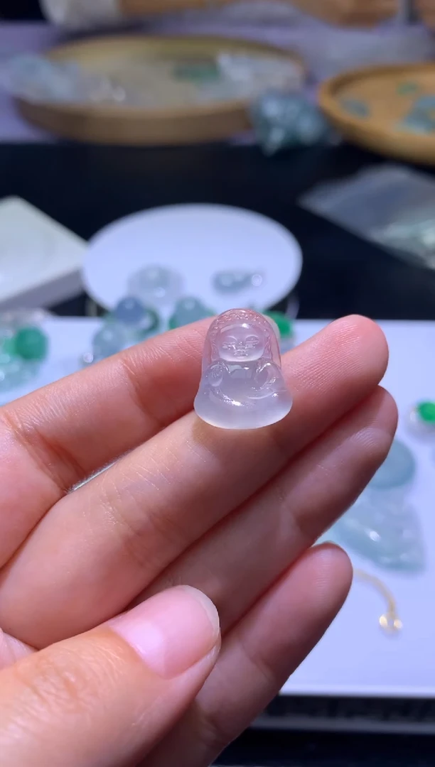 未镶嵌定制翡翠毛货