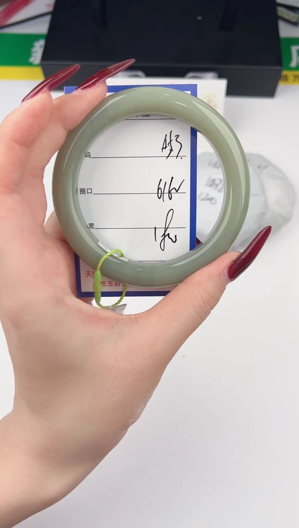 未镶嵌手镯和田玉53颜色微差无瑕