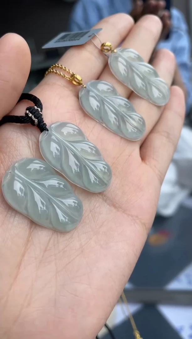 吊坠(不含链)未镶嵌翡翠天然缅甸A货翡翠多样性发其一