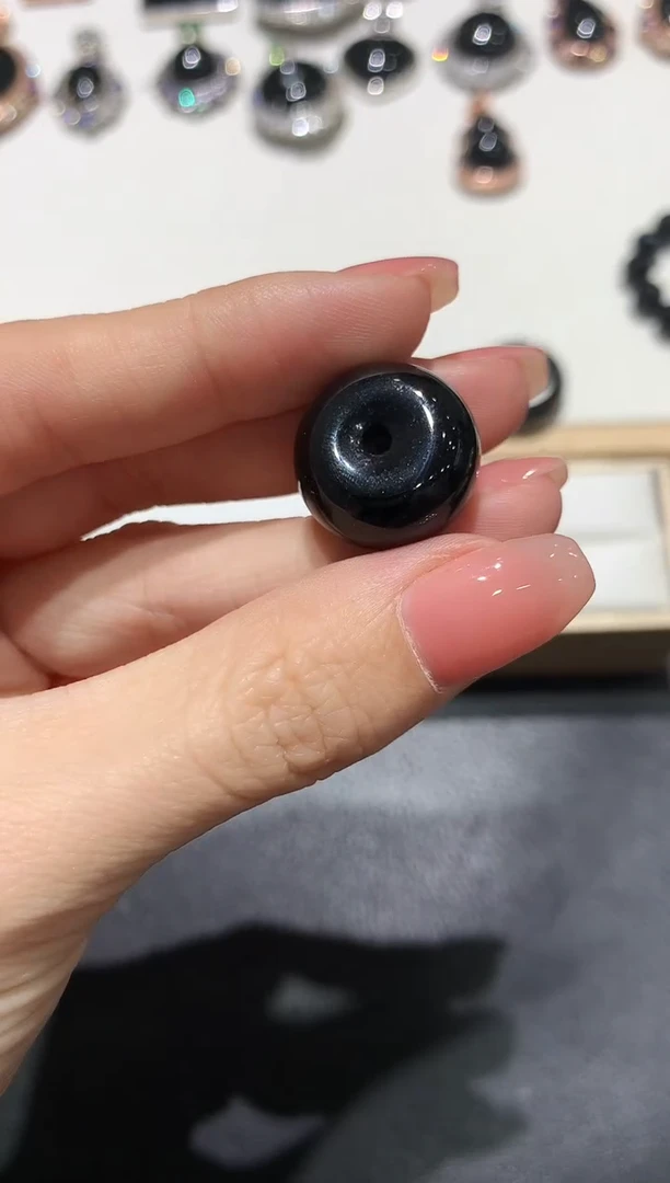 【闪购商品】翡翠吊坠(不含链)未镶嵌1多人多样性随机发货1件