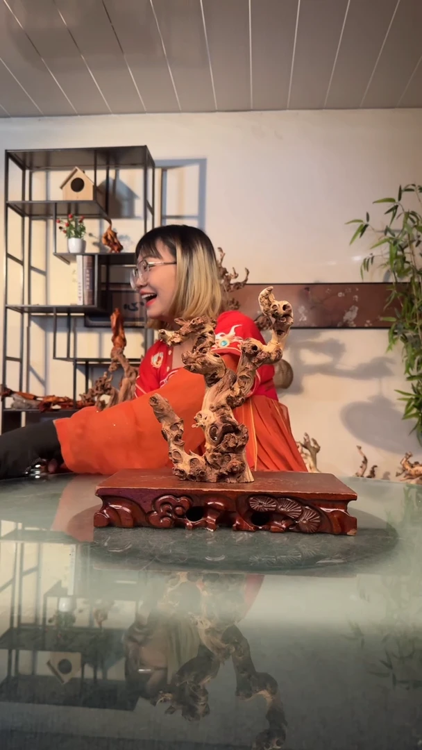 木?**哥金丝红木492