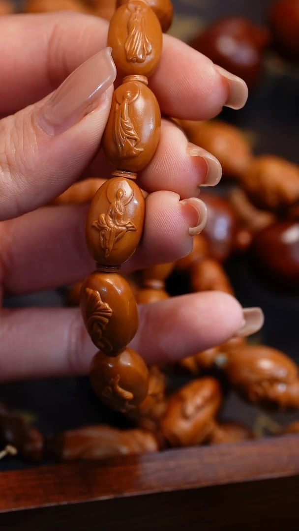 【闪购商品】橄榄核吊坠苏工橄榄核