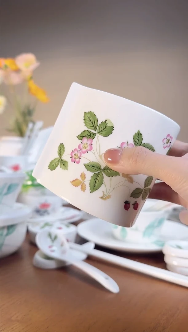 【闪购商品】高骨瓷勺盒高骨瓷勺盒