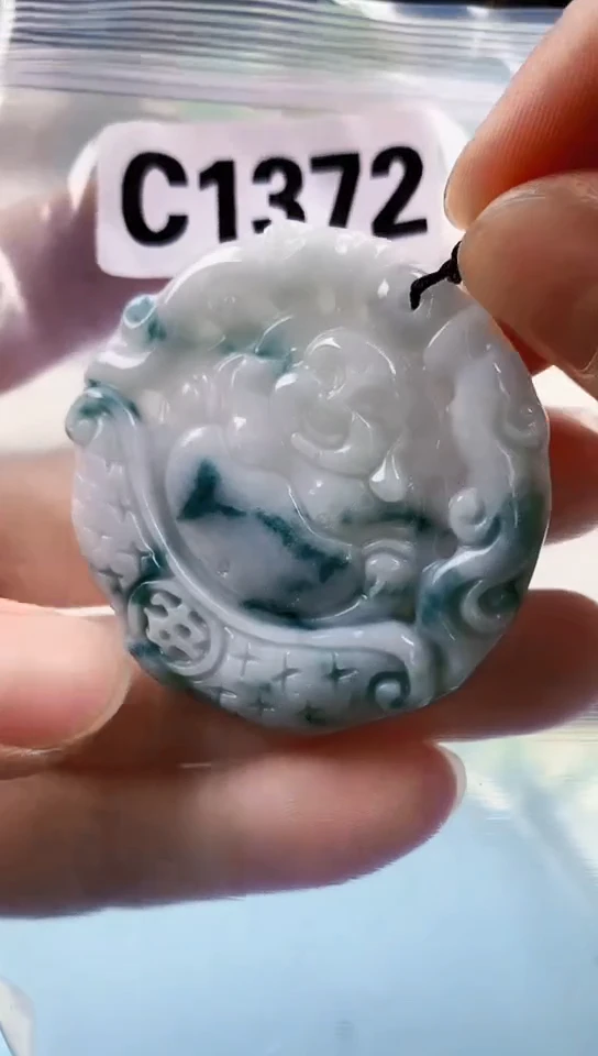 翡翠未镶嵌颈饰天然翡翠吊坠挂件