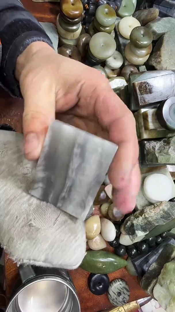 未镶嵌和田玉珠宝半成品1